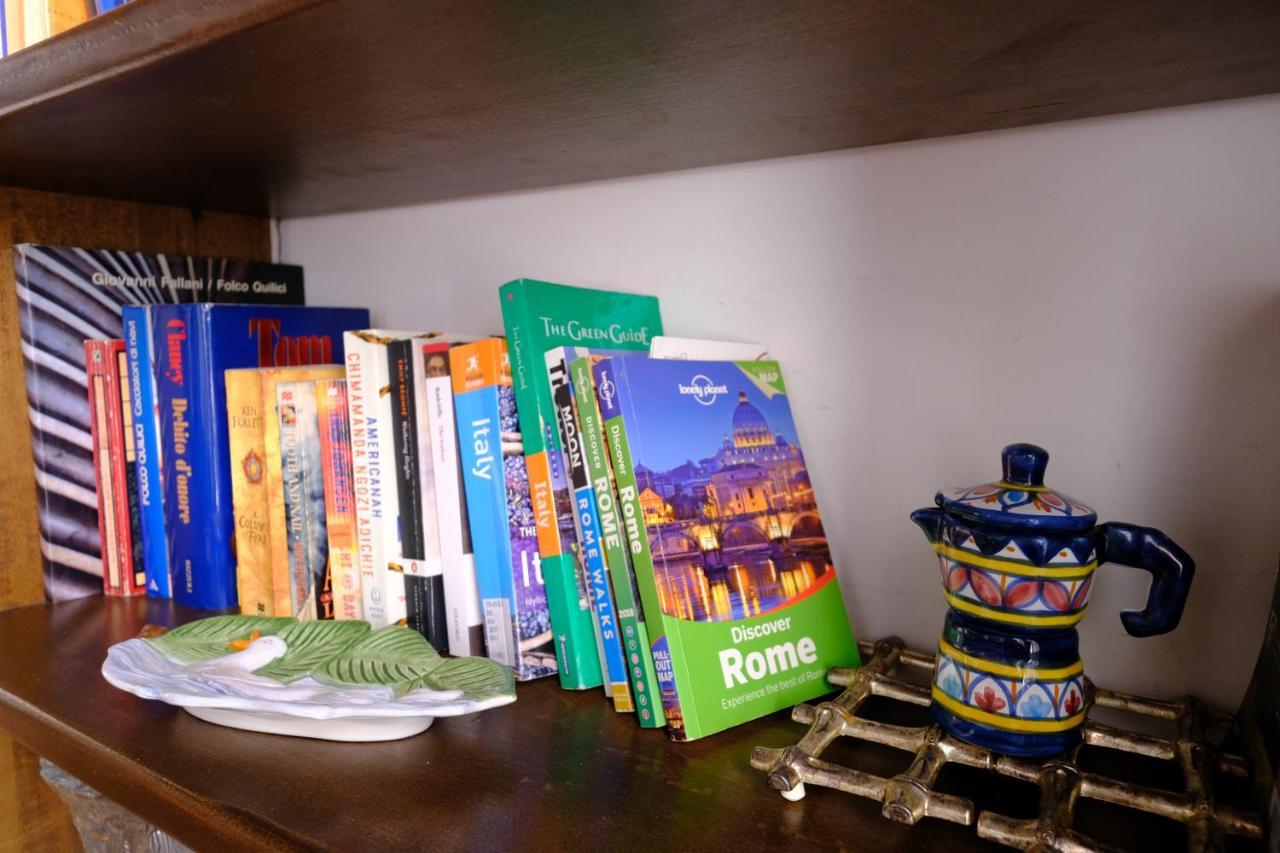 Happy Trastevere In Rome Extérieur photo
