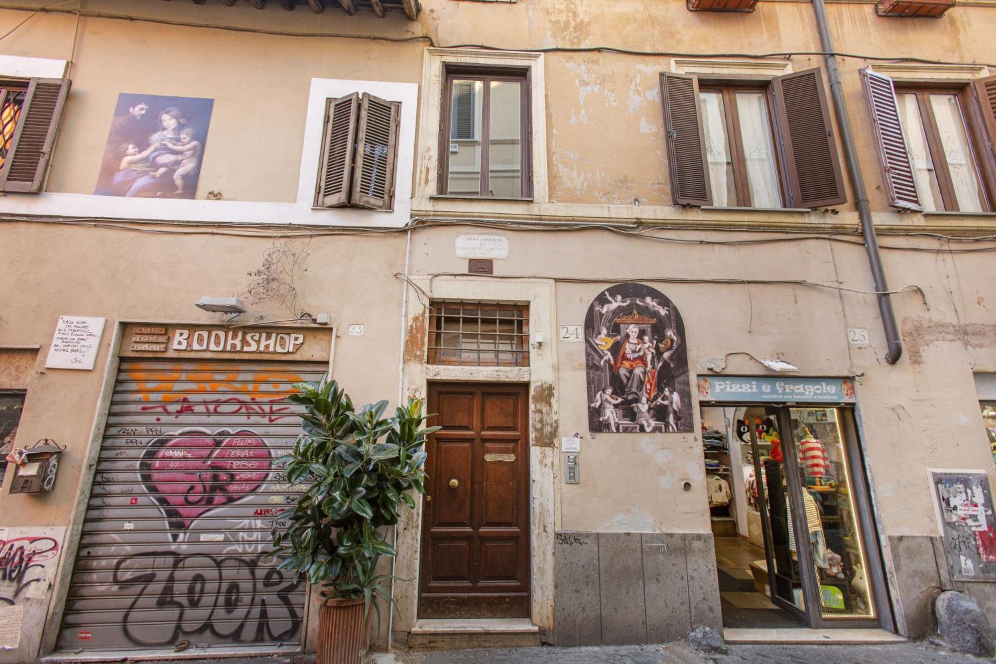 Happy Trastevere In Rome Extérieur photo